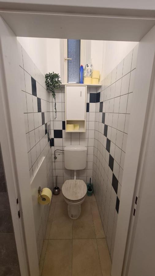 City Apartment Mit Direktzugang ウィーン エクステリア 写真